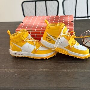 Nike Air Force 1 mid leather Off White